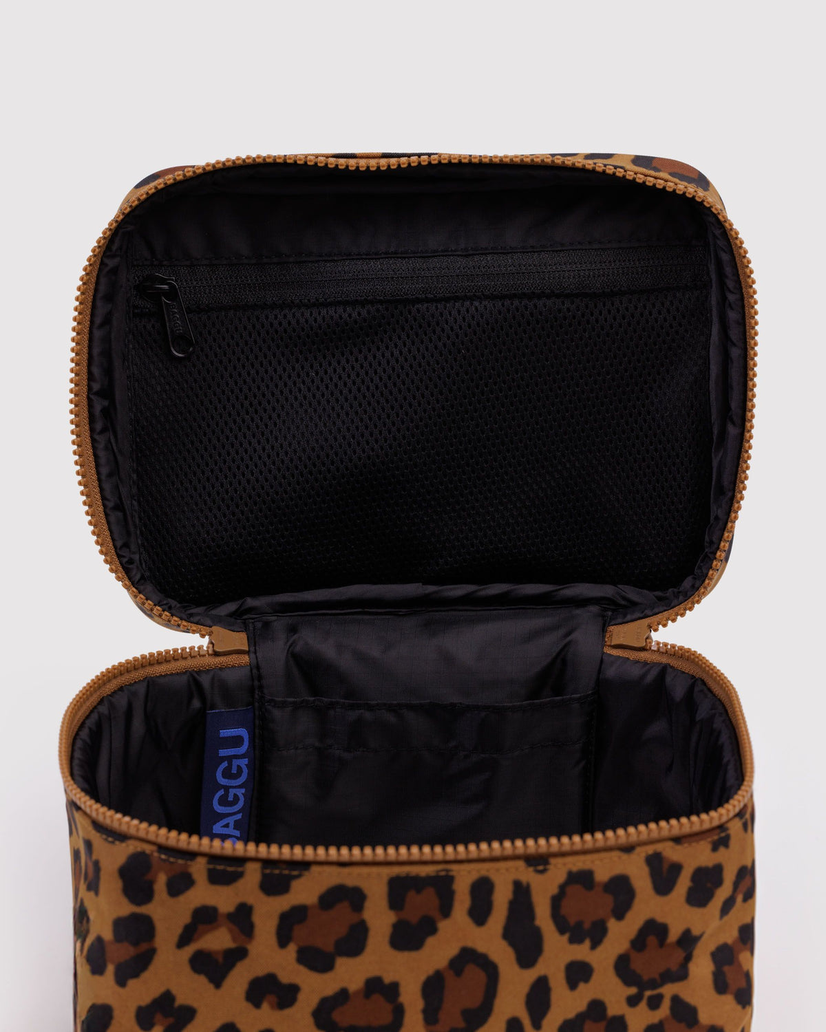 LARGE COSMETIC CASE - US 2848