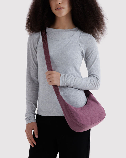 SMALL NYLON CRESCENT BAG - US 7154