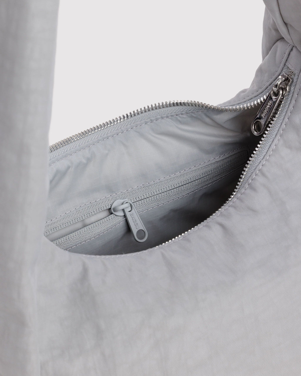 SMALL NYLON MERINGUE BAG - US 6971