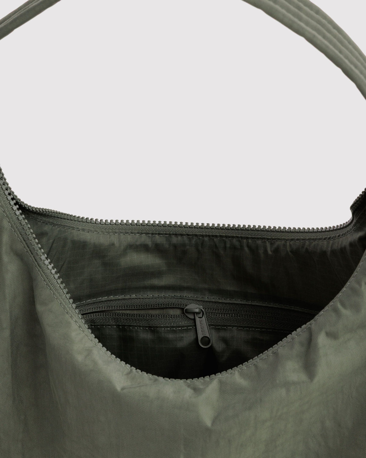 NYLON SHOULDER BAG - US 2422