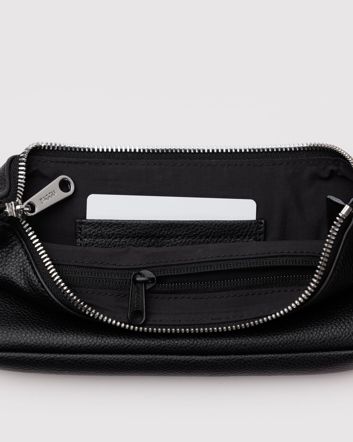 RECYCLED LEATHER POCHETTE - US 6867