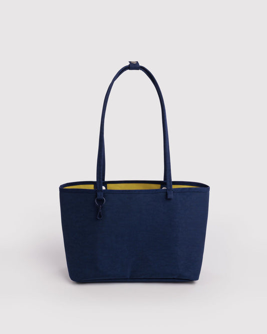 MEDIUM NYLON REVERSIBLE TOTE - US 9328