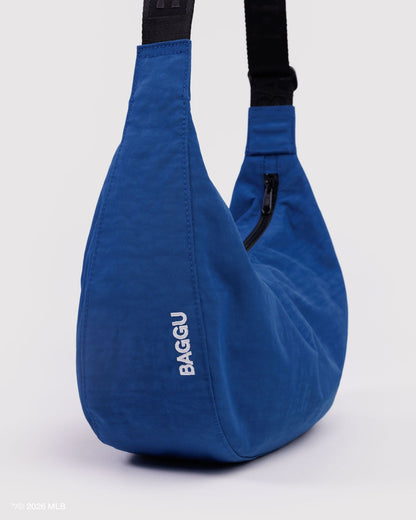 MEDIUM NYLON CRESCENT BAG - US 8479