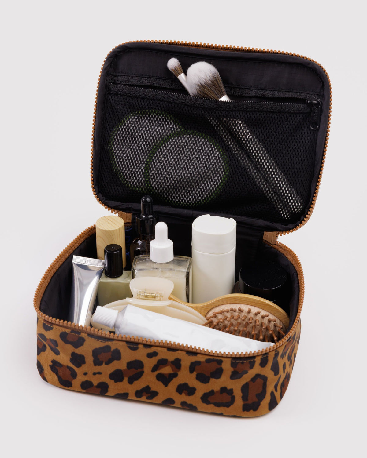 SMALL COSMETIC CASE - US 2819