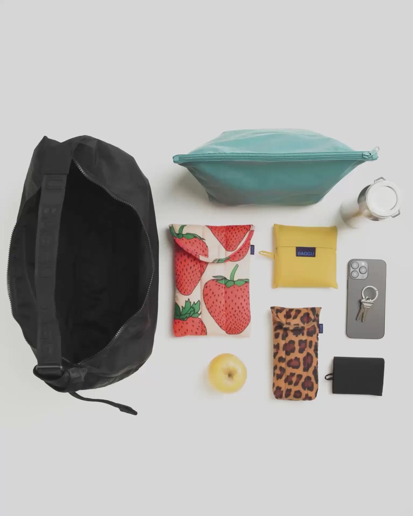 LARGE NYLON CRESCENT BAG - US 8176