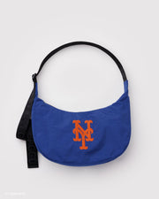 MEDIUM NYLON CRESCENT BAG - US 7141