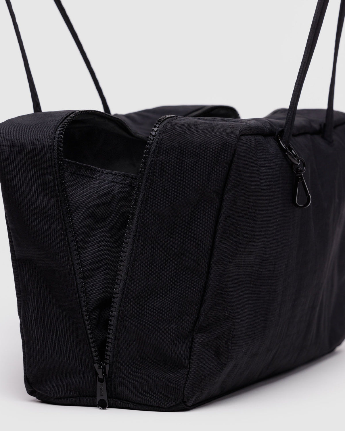 MEDIUM NYLON BOWLER BAG - US 5016