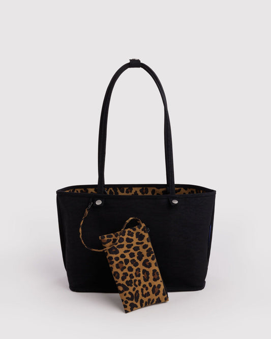 MEDIUM NYLON REVERSIBLE TOTE - US 8968